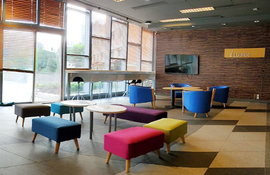 i-LOUNGE